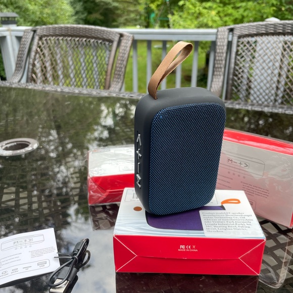 Mini Speaker - Picture 5 of 14